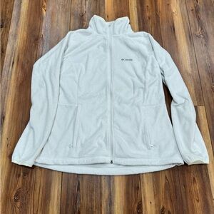 Columbia Cream and Gray Fleece Jacket